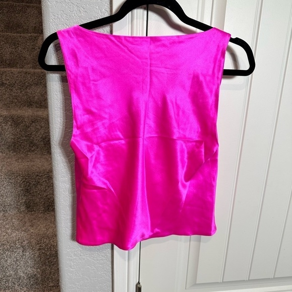 Versace Medusa cowl neck pink silk top with gold hardware - Picture 15 of 15